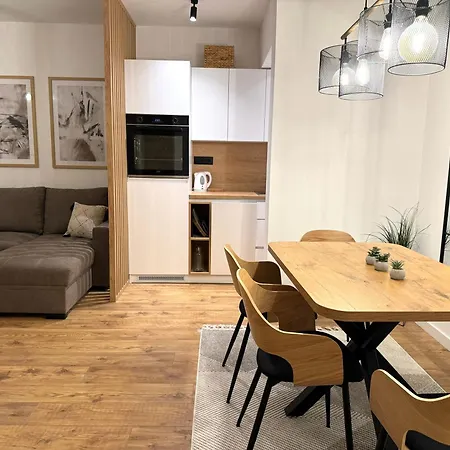 Pinetree アパート