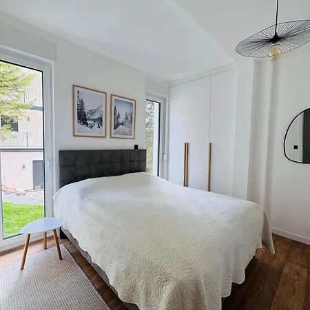 Pinetree アパート