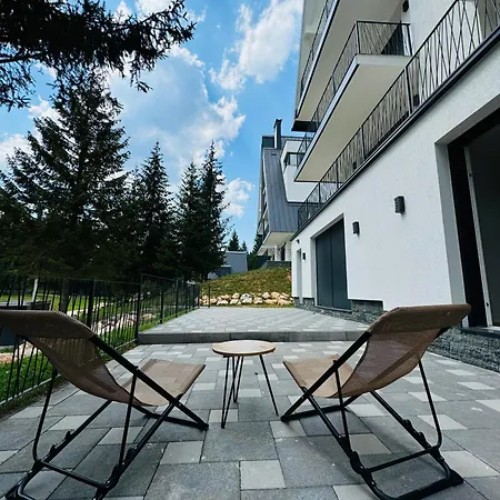 Pinetree * 亚霍里纳